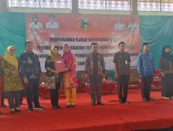 Bupati Tanggamus Serahkan SK 1.455 TKS Dilingkungan Dinas Pendidikan