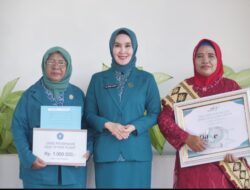 Peringatan KHG-PKK Ke-51, Way Kanan Peroleh Penghargaan Perempuan Berjasa dan Berprestasi serta Kader PKK Insiratif Tahun 2023
