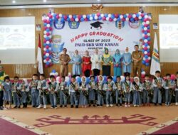 Dessy Adipati Hadiri Pelepasan Siswa-siswi PAUD SKB  Way Kanan