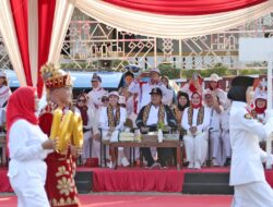 Semarak Parade Defile Kontingen Jamnas dari 24 Provinsi