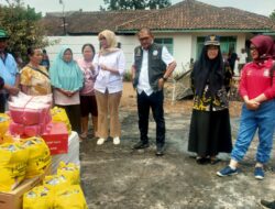 Pemprov Lampung Serahkan Bantuan Untuk Korban Kebakaran di Desa Penengahan Pesawaran