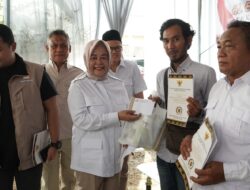 Elly Wahyuni, Edukasi Warga Yosorejo tentang Pentingnya Perda Pembangunan Ketahanan Keluarga