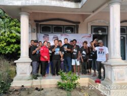 Relawan IM Ganjar Kabupaten Mesuji Terus Bergerak Membantu Pengecatan Rumah Ibadah