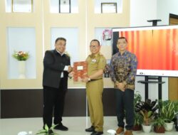 Pemprov Lampung Hibahkan Meja Laboratorium Berstandar Internasional