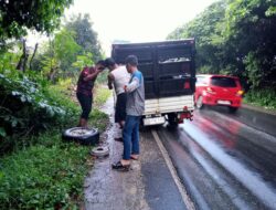 Akibat Mobil Batubara, Jalan Rusak Kembali Makan Korban