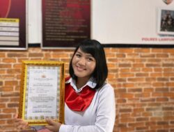 Ungkap Kasus Menonjol, Anggota Polres Lampura Terima Penghargaan