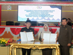 RAPAT PARIPURNA DPRD KABUPATEN MESUJI DALAM RANGKA PENANDATANGANAN PERSETUJUAN BERSAMA NOTA KESEPAKATAN RANPERDA TENTANG PERTANGGUNGJAWABAN PELAKSANAAN APBD KABUPATEN MESUJI TAHUN ANGGARAN 2023