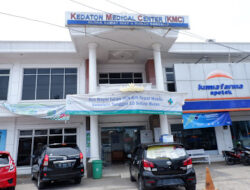 Pelayanan Apotek KMC Buruk