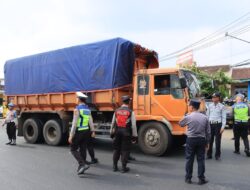 Tidak Indahkan Larangan Puluhan Truk Tronton Batu Bara di Tilang Polres Lampung Utara