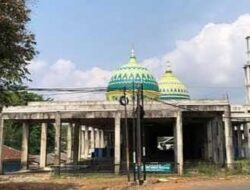 Telaah Hukum Proyek Masjid Al Wasi’I Belum Jelas