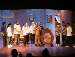 Pj. Gubernur Samsudin Buka Festival Teater Berbahasa Lampung