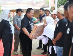 Gubernur Arinal Panen Kopi dan Lada di Pekon Sinar Jaya Lambar