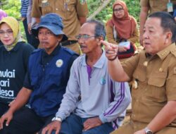 Gubernur Arinal Djunaidi Tebar Benih Ikan di Dam Raman Metro