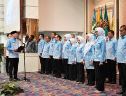 Gubernur Mirza Kukuhkan Pengurus LKKS Provinsi Lampung