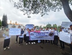Puluhan Tenaga Honorer Ngadu Nasib ke DPRD
