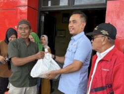 Anggota DPRD Rizaldi Adrian Salurkan Bantuan Ketua MPR