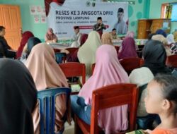 Silaturahmi di SD Muhammadiyah : Syukron Tampung Aspirasi Masyarakat Waringin Sari Pringsewu