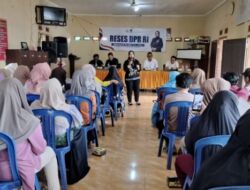 Yudha Alhadjid Dampingi Rahmawati Herdian Serap Aspirasi Warga Way lima Pesawaran