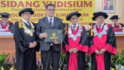 Oking Ganda Miharja Resmi Sandang Gelar Doktor Ilmu Hukum dari Universitas Jayabaya