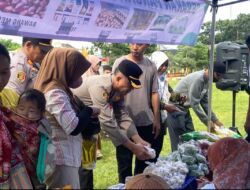 Gerakan Pangan Murah Polres Lampung Timur Bantu Warga Jelang Idul Fitri