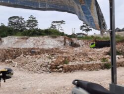 Pengembang Perumahan Gerus Batu di Kedamaian