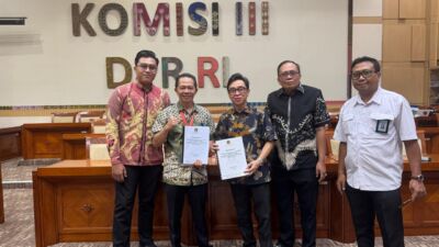 Terdakwa Tipikor Tanah KEMENAG Curhat Ke DPR