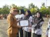 Peringati Hardiknas Pemkab Way Kanan Berikan Penghargaan Kepada Sejumlah Guru