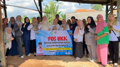 Puskesmas Rajabasa Indah Lakukan Pembinaan Pos UKK Pekerja Pembuat Bata di Kelurahan Rajabasa Nunyai