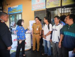Bupati Ayu Gandeng Kapolres Lakukan Peninjauan Ke Samsat Way Kanan 