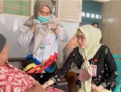 Puskesmas Kebon Jahe Lakukan Kunjungan Rumah Lansia Peringati Hari Lanjut Usia Nasional 2026