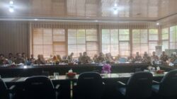 Hearing Rapat Kerja Pansus Bahas LPJ Kepala Daerah Way Kanan TA 2025 Kembali Ditunda