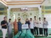 BRI Kanca Metro Bersama YBM BRILiaN Salurkan 18 Gulung Karpet Sajadah untuk Masjid Nur Hidayah